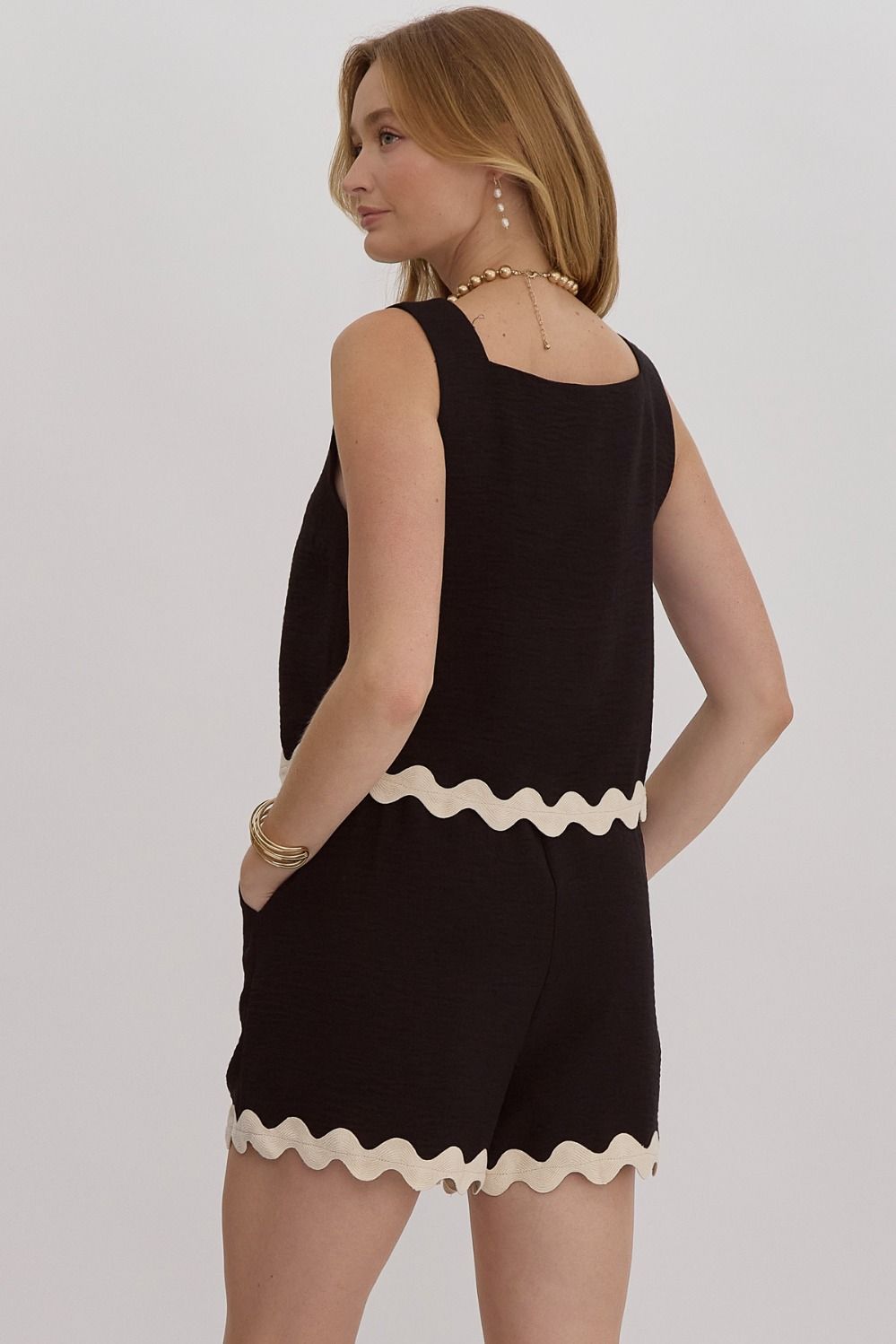 Scalloped Trim Top